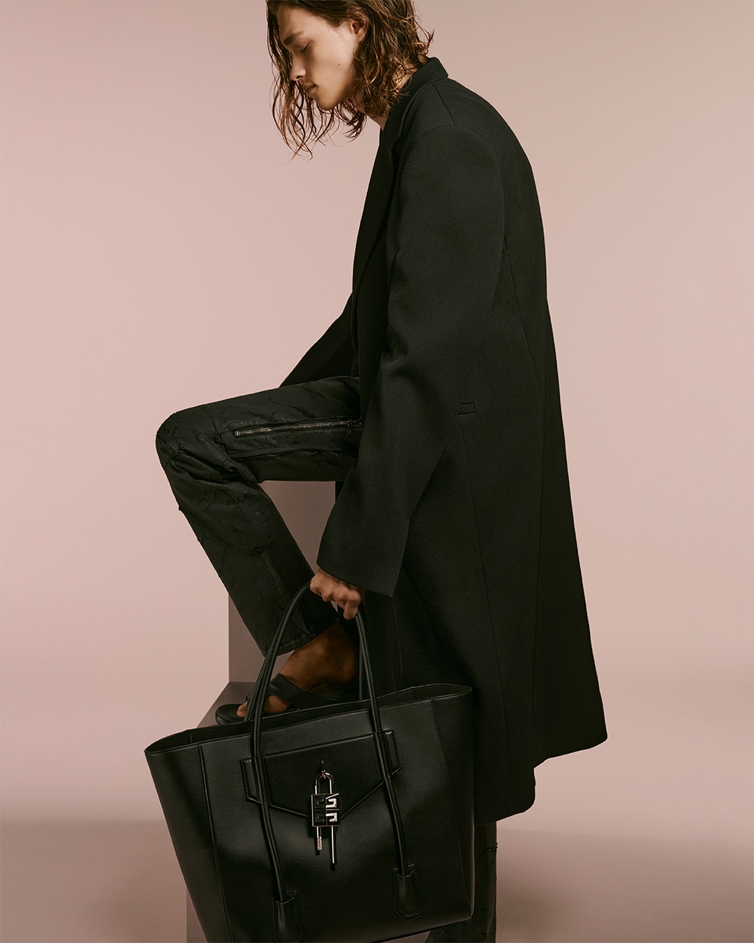 Back Spring Summer 2021 collection Look 1 Close Spring Summer 